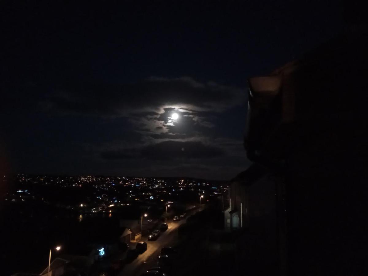 West Looe Downs Apartment Bagian luar foto